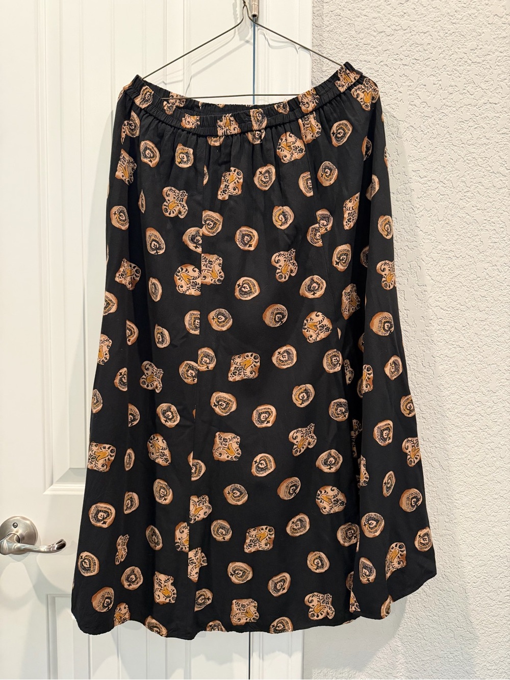 Chaus Black Floral-Print A-Line Skirt